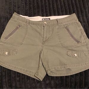 Columbia Forest Green Women's Cargo Shorts